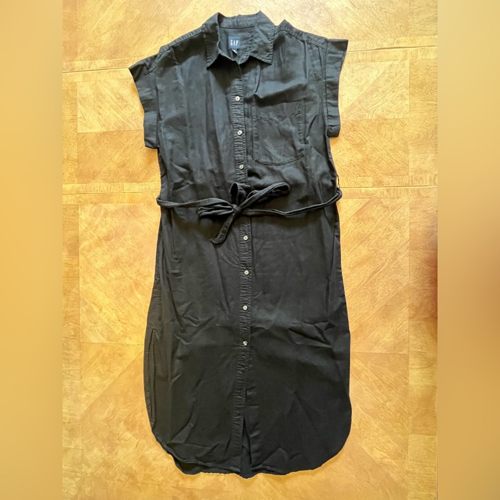 GAP Black Sleeveless Button-Front Midi Dress | Size M Tall